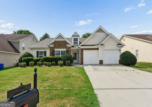 Photo 3 of Sale Pending at 7226 Boulder Pass, Union City, GA 30291 | MLS# 10831730 | Listing updated on 2026-10-05