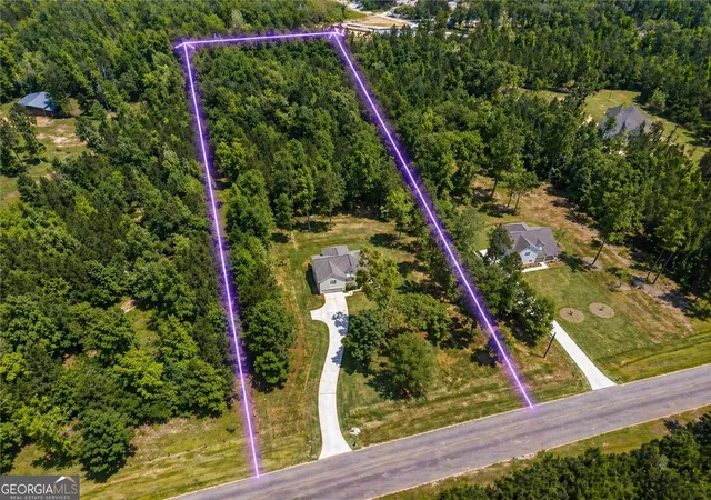 Photo 2 of Single family home for sale at 425 Boynton Rd, Hampton, GA 30228 | MLS# 10754617 | Listing updated on 2026-07-10