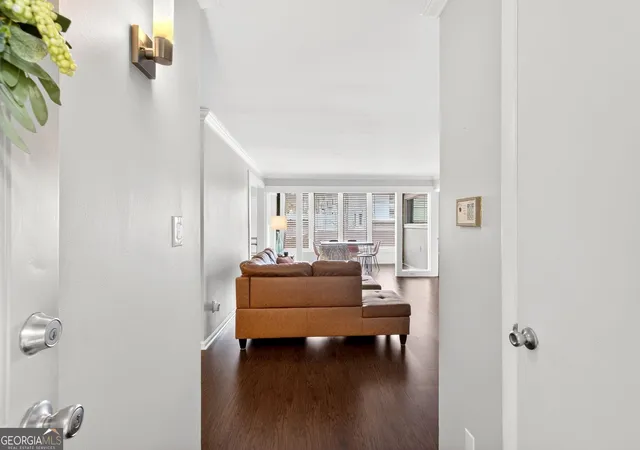 3rd image of 346 Carpenter Dr Ne, Atlanta, GA 30328