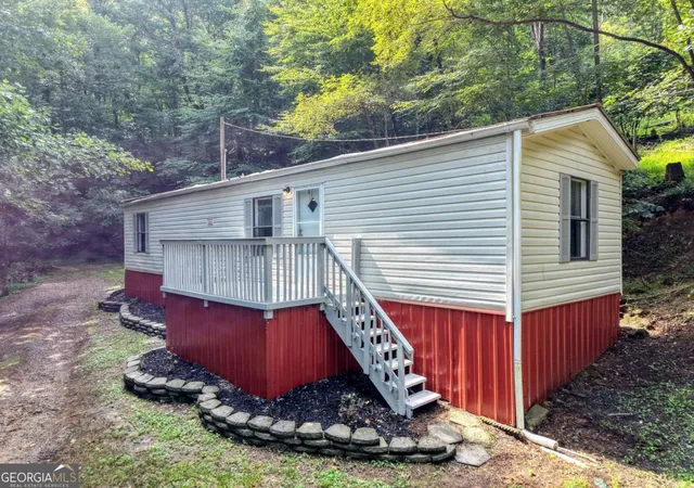 Photo 2 of Manufactured home for sale at 8223 True Love Mountain Rd, Young Harris, GA 30582 | MLS# 10818160 | Listing updated on 2026-08-17
