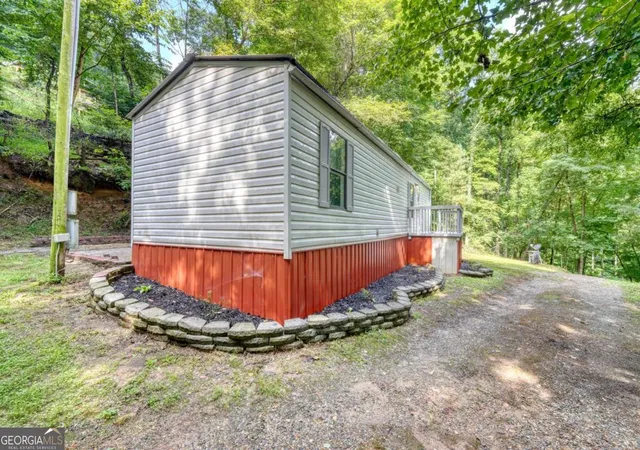 Photo 2 of Manufactured home for sale at 8223 True Love Mountain Rd, Young Harris, GA 30582 | MLS# 10818160 | Listing updated on 2026-08-17