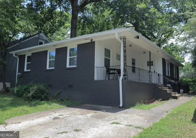 2nd image of 1430 Clermont Ct, Atlanta, GA 30344 | MLS# 10809629