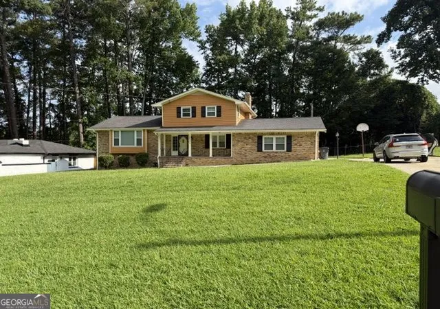 2nd image of 3171 Hammarskjold Dr, Atlanta, GA 30344 | MLS# 10818836