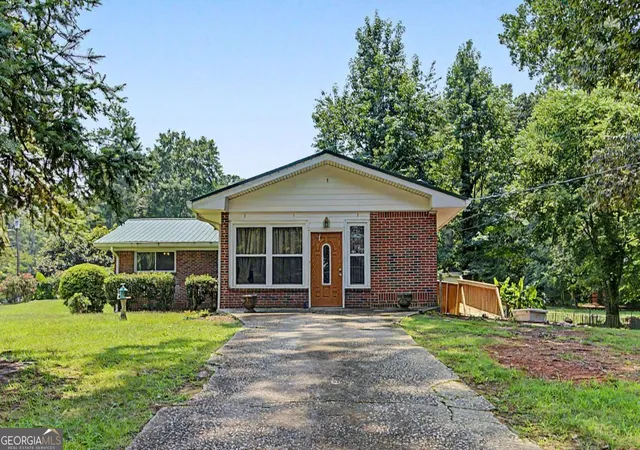 1st image of 5512 Andrew Dr Sw, Mableton, GA 30126 | MLS# 10816552
