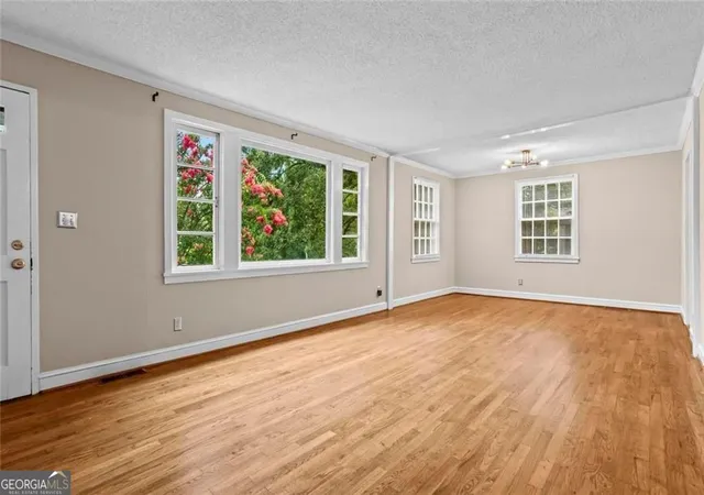 Photo 3 of Single family home for sale at 2012 Shalimar Dr NE, Atlanta, GA 30345 | MLS# 10805858 | Listing updated on 2026-08-16