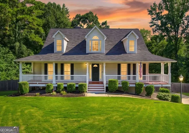 1st image of 923 Whitby Dr, Douglasville, GA 30134 | MLS# 10795978
