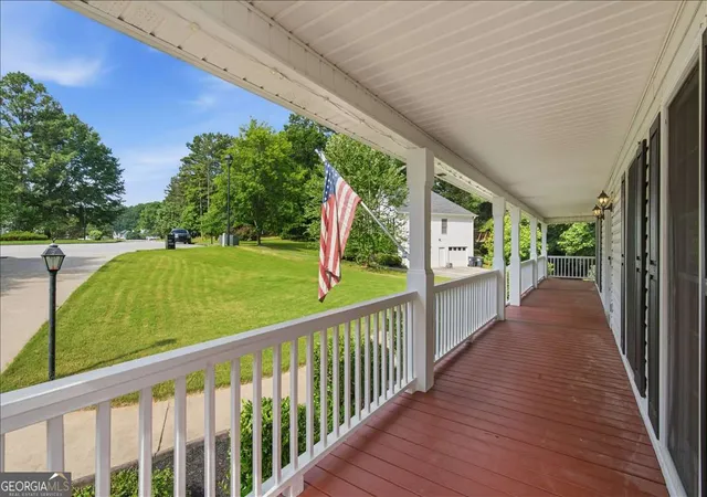 Photo 3 of Single family home for sale at 923 Whitby Dr, Douglasville, GA 30134 | MLS# 10795978 | Listing updated on 2026-10-10