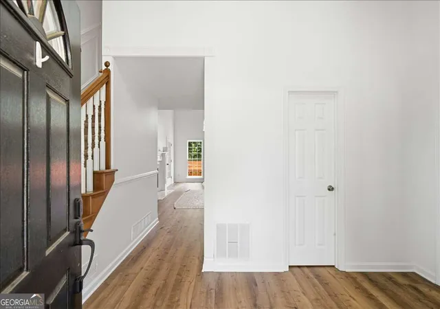 Photo 4 of Single family home for sale at 923 Whitby Dr, Douglasville, GA 30134 | MLS# 10795978 | Listing updated on 2026-10-10
