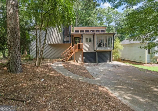 2nd image of 201 Rustic Ridge Dr Ne, Kennesaw, GA 30144 | MLS# 10824465