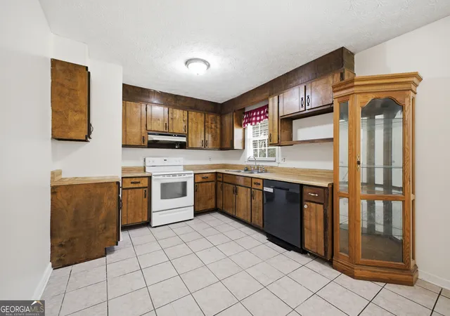 3rd image of 772 Compton Rd Se, Silver Creek, GA 30173 | MLS# 10826873