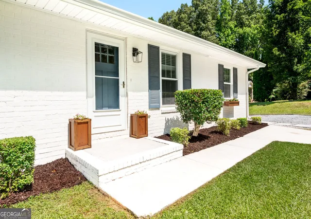 Homes for sale in Summerville, GA | 69 Willow Crst, Summerville, GA 30747 | MLS# 10799292