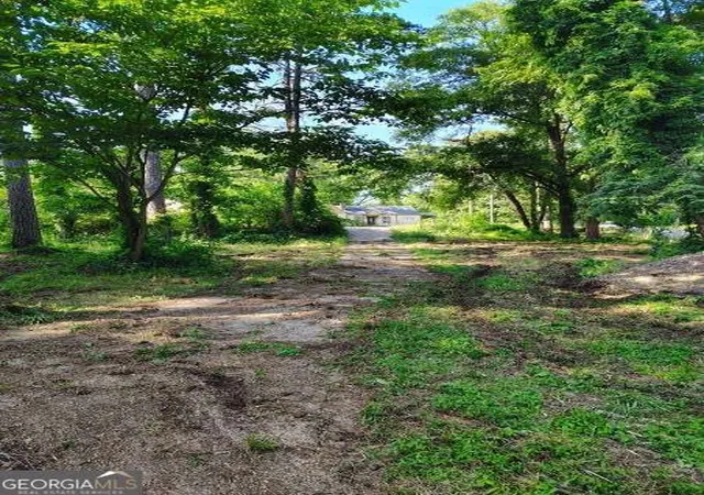 33rd image of 3403 Glenwood Rd, Decatur, GA 30032 | MLS# 10801500