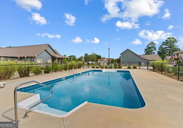 Photo 3 of Townhouse for sale at 92 Maddox Ln, Chatsworth, GA 30705 | MLS# 10818260 | Listing updated on 2026-08-17