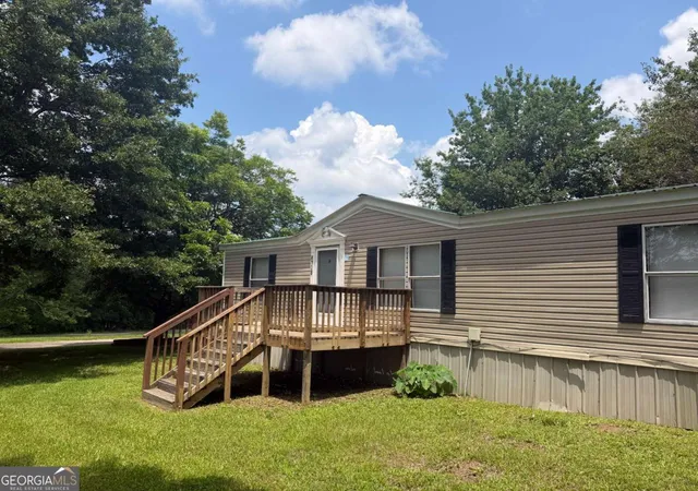 Photo 2 of Sale Pending at 4128 Price Rd, Gainesville, GA 30506 | MLS# 10783794 | Listing updated on 2026-09-02