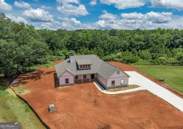 Homes for sale in Social Circle, GA | 347 Woodfin Wy, Social Circle, GA 30025 | MLS# 10789339