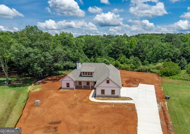 Homes for sale in Social Circle, GA | 347 Woodfin Wy, Social Circle, GA 30025 | MLS# 10789339
