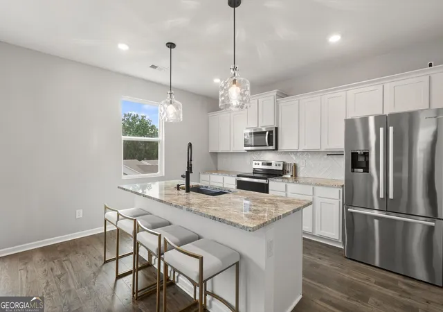 Photo 3 of Single family home for sale at 391 Faulkner St, Stockbridge, GA 30281 | MLS# 10785265 | Listing updated on 2026-10-09