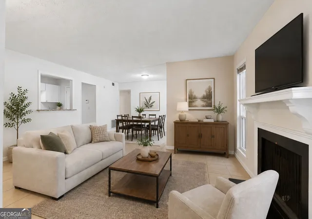 4th image of 3985 Woodridge Wy #3985 BUILDING 11, Tucker, GA 30084 | MLS# 10782787