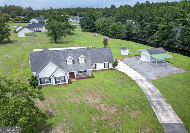 Homes for sale in Blackshear, GA | 3808 Deer Run Dr, Blackshear, GA 31516 | MLS# 10790566