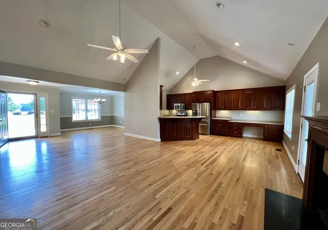 Photo 4 of Single family home for sale at 75 Kristin Ct, Colbert, GA 30628 | MLS# 10835095 | Listing updated on 2026-09-15
