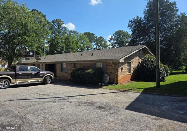 Homes for sale in Norcross, GA | 897 A Six Oaks Cir #B, Norcross, GA 30093 | MLS# 10799201