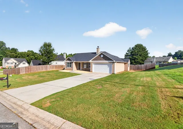 4th image of 2115 Crown Park Dr, Winder, GA 30680 | MLS# 10805201