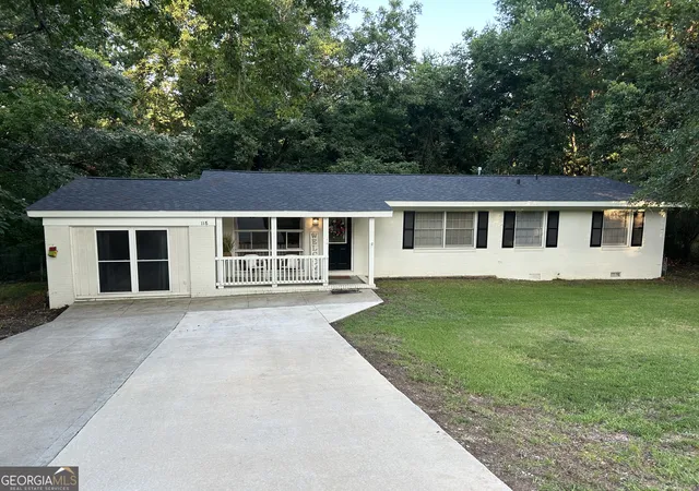 Photo 2 of Sale Pending at 118 Allenwood Rd Sw, Milledgeville, GA 31061 | MLS# 10799254 | Listing updated on 2026-09-12