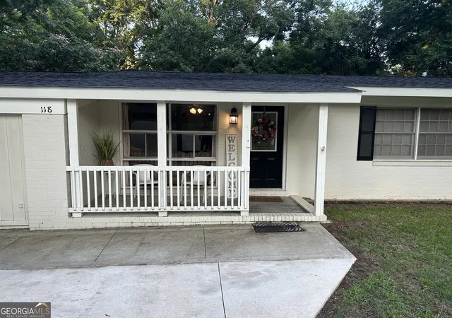 Photo 3 of Sale Pending at 118 Allenwood Rd Sw, Milledgeville, GA 31061 | MLS# 10799254 | Listing updated on 2026-09-12