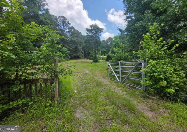 5th image of 374 Smith Rd, Newnan, GA 30263 | MLS# 10798887