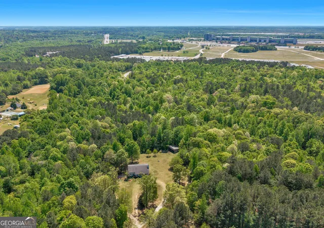 Photo 4 of Single family home for sale at 127 Little Rd, Hampton, GA 30228 | MLS# 10762064 | Listing updated on 2026-07-03
