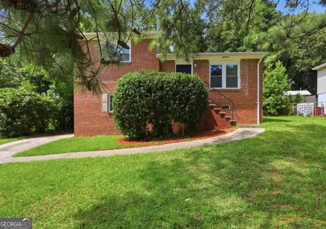 2nd image of 1000 Hutchens Rd Se, Atlanta, GA 30354 | MLS# 10812013