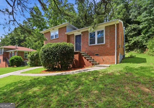 3rd image of 1000 Hutchens Rd Se, Atlanta, GA 30354 | MLS# 10812013