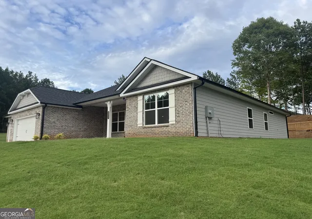 Photo 3 of Single family home for sale at 259 Blackberry Ct, Pendergrass, GA 30567 | MLS# 10798236 | Listing updated on 2026-10-03
