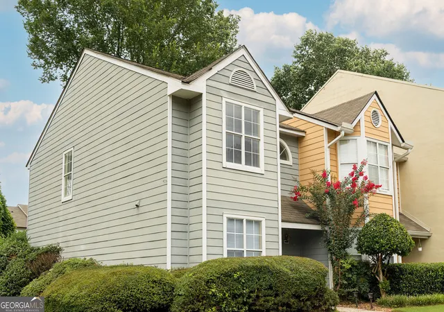 Photo 2 of Townhouse for sale at 3231 Long Iron Dr, Lawrenceville, GA 30044 | MLS# 10810141 | Listing updated on 2026-08-04