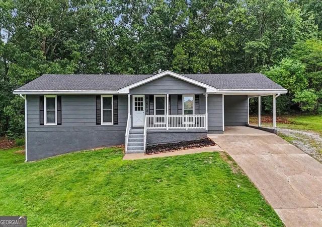 Homes for sale in Douglasville, GA | 6380 Valhalla Dr, Douglasville, GA 30135 | MLS# 10787497