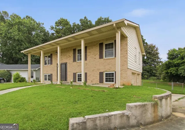 Photo 2 of Sale Pending at 2442 Wakefield Cvs, Morrow, GA 30260 | MLS# 10807331 | Listing updated on 2026-09-08