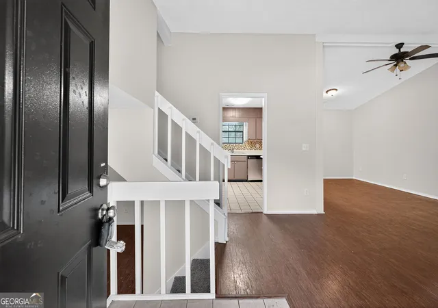 2nd image of 5789 Dorian Ct, Lithonia, GA 30058 | MLS# 10639346