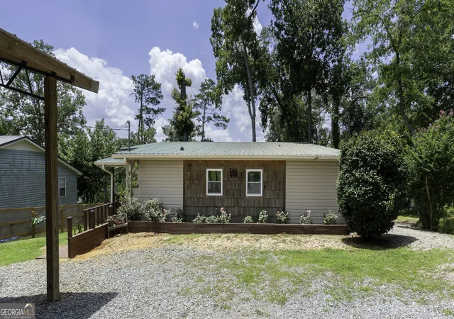 2nd image of 884 S Lake Dr, East Dublin, GA 31027 | MLS# 10796566