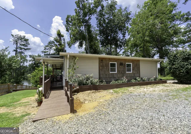 3rd image of 884 S Lake Dr, East Dublin, GA 31027 | MLS# 10796566