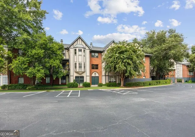 Photo 2 of Condo for sale at 6851 Roswell Rd #K24, Sandy Springs, GA 30328 | MLS# 10833159 | Listing updated on 2026-09-04