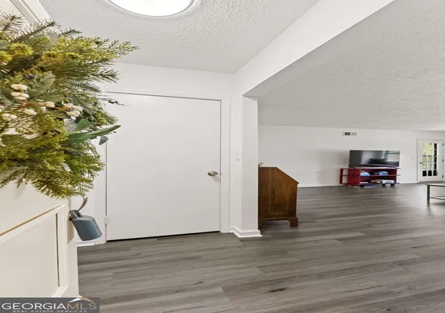 Photo 4 of Condo for sale at 6851 Roswell Rd #K24, Sandy Springs, GA 30328 | MLS# 10833159 | Listing updated on 2026-09-27
