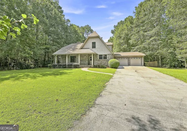 4th image of 105 Hickory Pl, Fayetteville, GA 30214 | MLS# 10826724