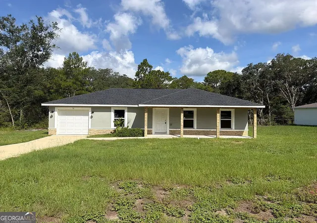 1st image of 52 Bay Rd, Ocklawaha, FL 32179 | MLS# 10830763