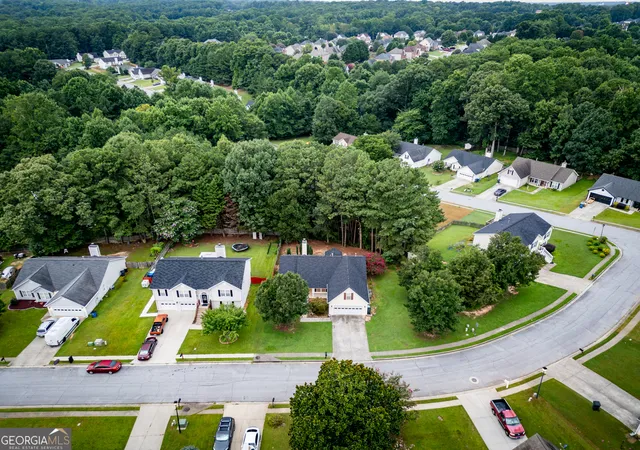 Photo 3 of Sale Pending at 1820 Fort Daniels Trl, Dacula, GA 30019 | MLS# 10814662 | Listing updated on 2026-10-01
