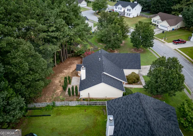 Photo 4 of Sale Pending at 1820 Fort Daniels Trl, Dacula, GA 30019 | MLS# 10814662 | Listing updated on 2026-10-01