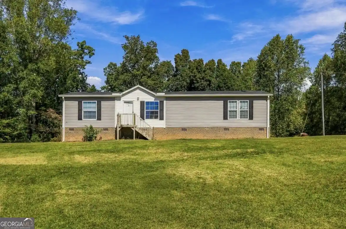 Photo 1 of Single family home for sale at 538 E Leatherwood Rd, Toccoa, GA 30577 | MLS# 10876900 | Listing updated on 2026-10-22