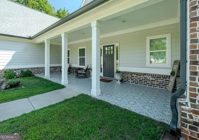 Photo 3 of Single family home for sale at 2736 Jones Holly Rd, Good Hope, GA 30641 | MLS# 10802954 | Listing updated on 2026-08-23