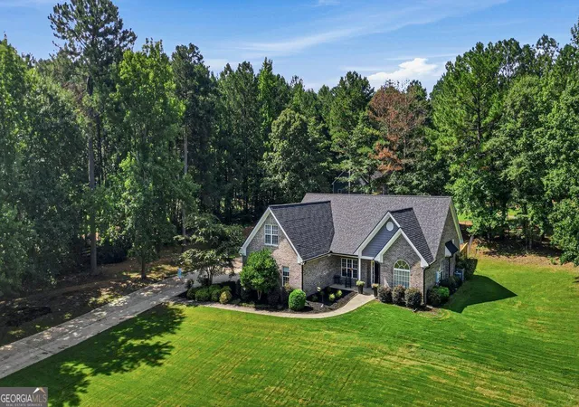 3rd image of 2305 Hawthorne Tr, Monroe, GA 30655 | MLS# 10829756