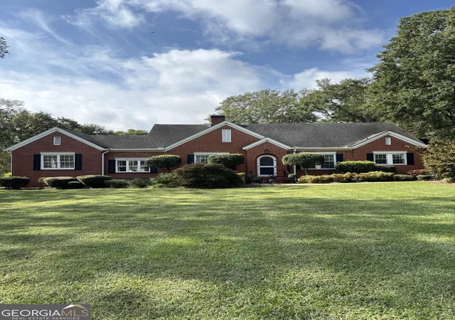Homes for sale in Danielsville, GA | 105 Hwy 98 W, Danielsville, GA 30633 | MLS# 10614588