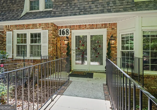 Photo 3 of Sale Pending at 168 Great Oak Dr, Athens, GA 30605 | MLS# 10809494 | Listing updated on 2026-09-28